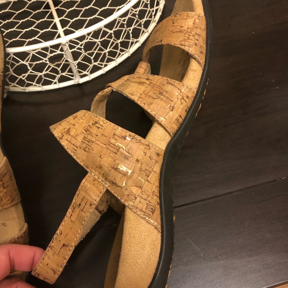 Vionics Cork Sandals - Picture 2 of 4
